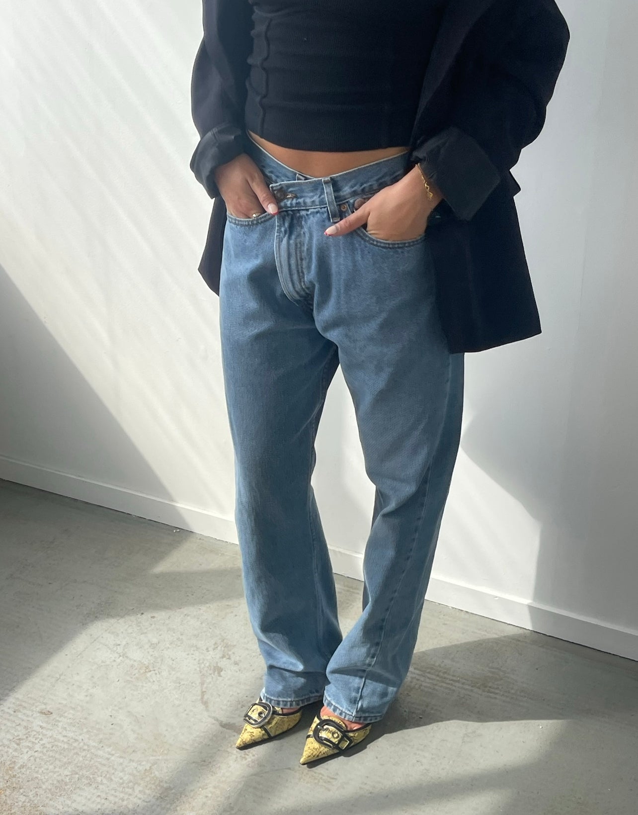 THE CROSSOVER JEAN - BLUE